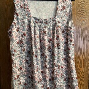 Cream Floral Sleeveless Blouse